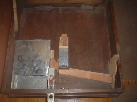 Inside Cabinet*