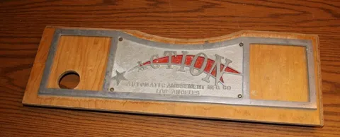 Apron - Obverse*