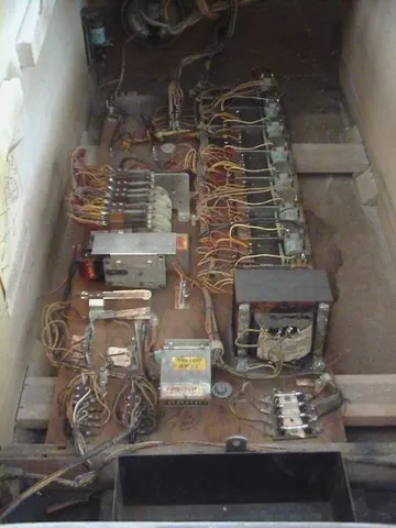 Inside Cabinet
