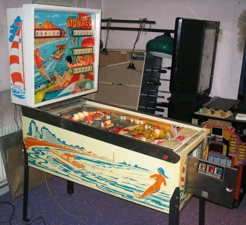 Cabinet - Left