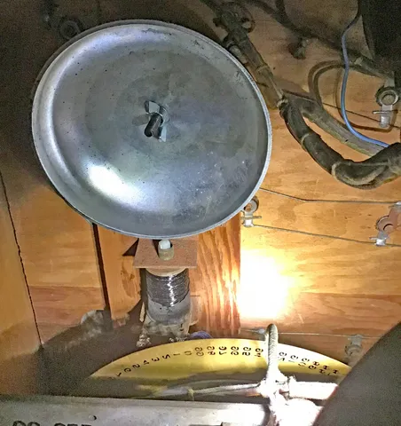Inside Backbox - Detail*