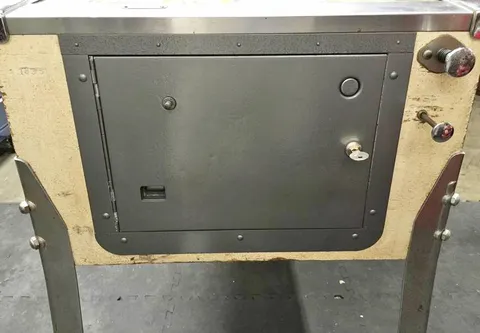 Cabinet - Front