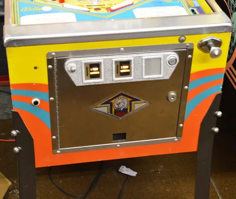 Early Production Cabinet - Front*