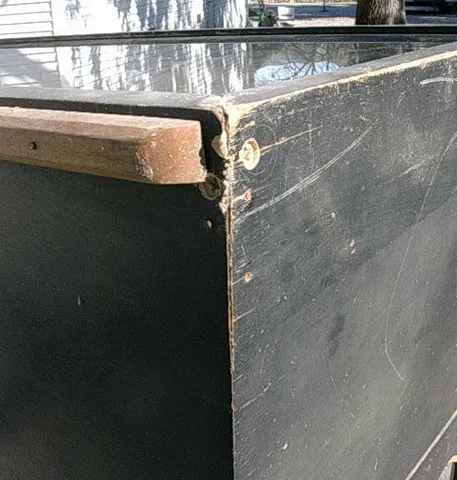 Cabinet - Detail*