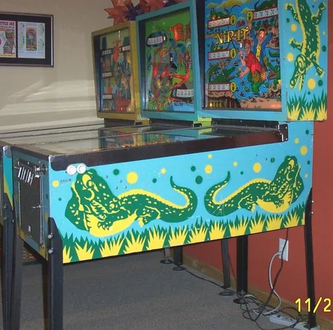 Cabinet - Right