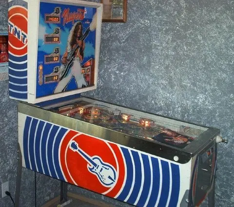Cabinet - Left