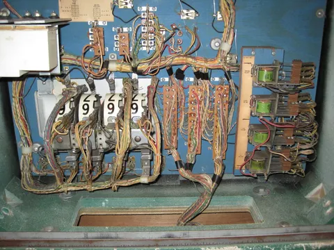 Inside Lower Backbox
