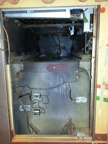 Inside Cabinet*