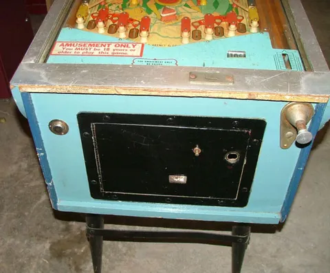 Cabinet - Front*