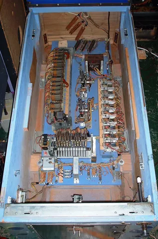 Inside Cabinet*