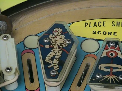 Playfield - Detail