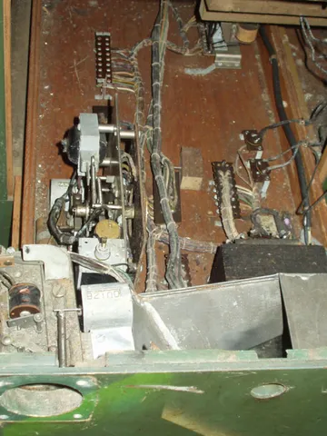 Inside Cabinet*