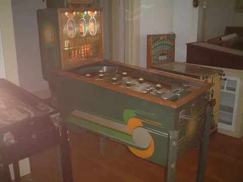 Cabinet - Left