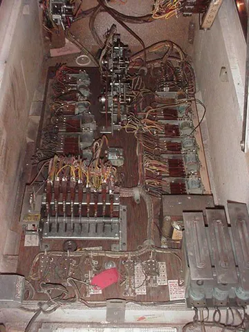 Inside Cabinet
