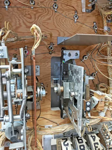 Inside Backbox - Detail*