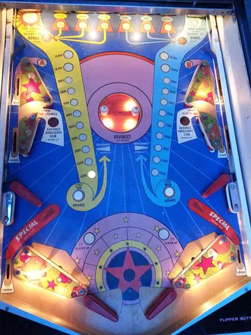 Illuminated Playfield - Two Spinning Posts*