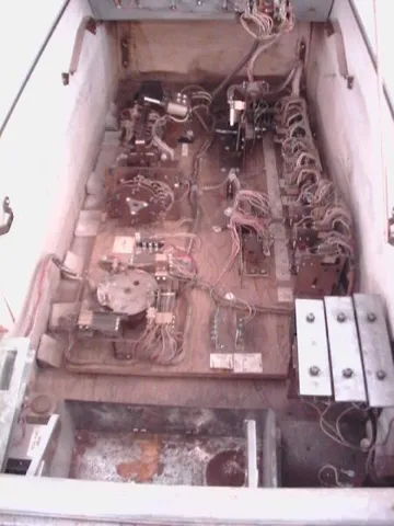 Inside Cabinet