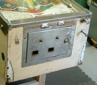 Cabinet - Front