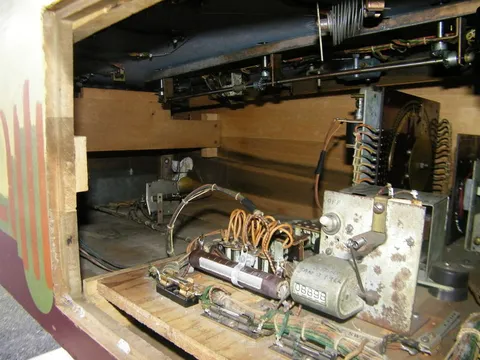 Inside Cabinet*