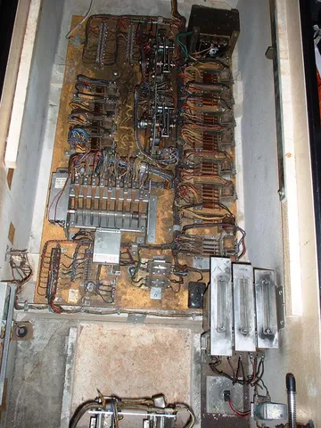 Inside Cabinet