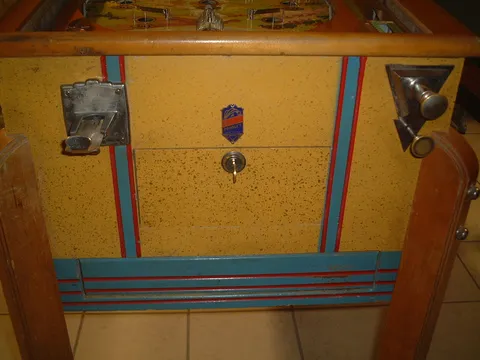 Cabinet - Front