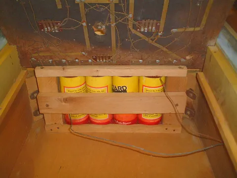 Battery Compartment - Normal Operation