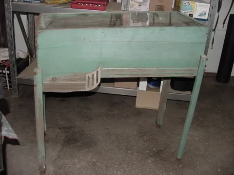 Cabinet - Right