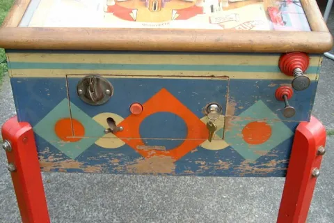 Cabinet - Front