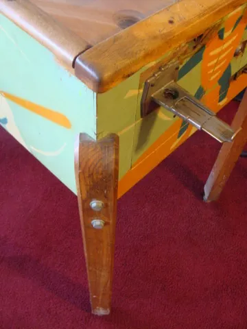 Leg*