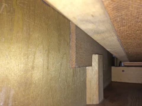 Inside Cabinet - Detail