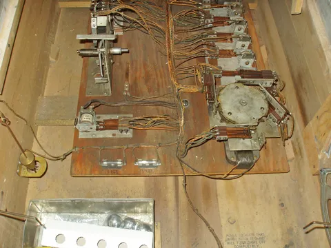 Inside Cabinet - Middle