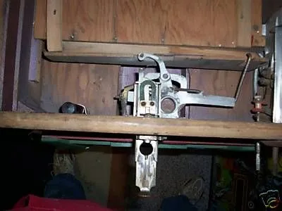 Coin Mech Above Cash Drawer*