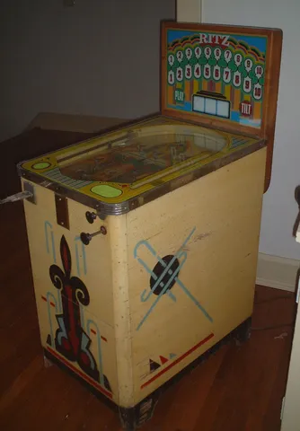 Cabinet - Right*