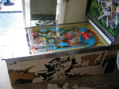 Cabinet - Right*