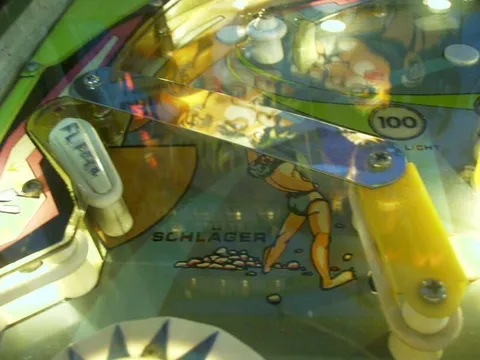 German Playfield - Upper Flipper*