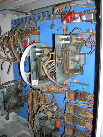 Early Production - Inside Backbox*