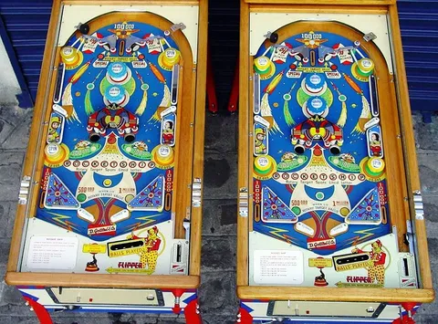Twin Playfield View