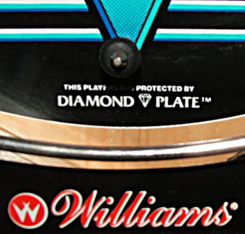 Diamond Plate Logo