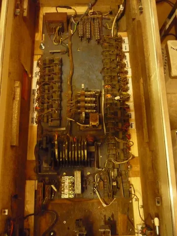 Inside Cabinet*
