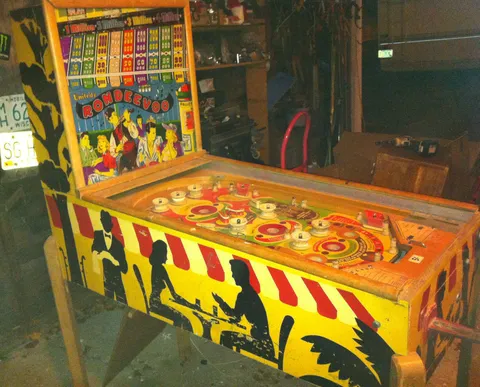 Cabinet - Left*