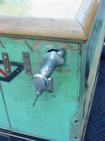 Ball Lift And Shooter Knob*