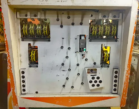 Early Production Backbox Insert*