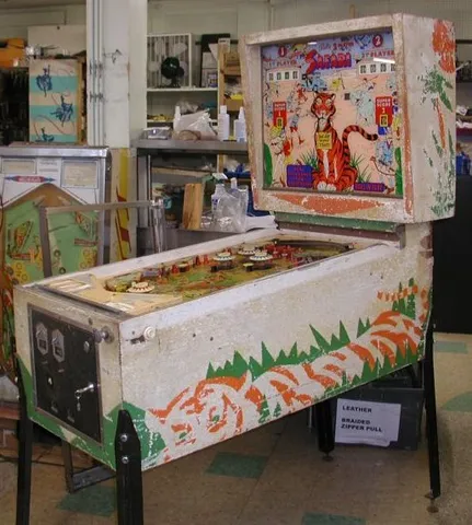 Cabinet - Right