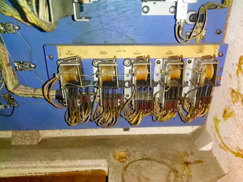 Early Production Inside Backbox - 5 Relays*