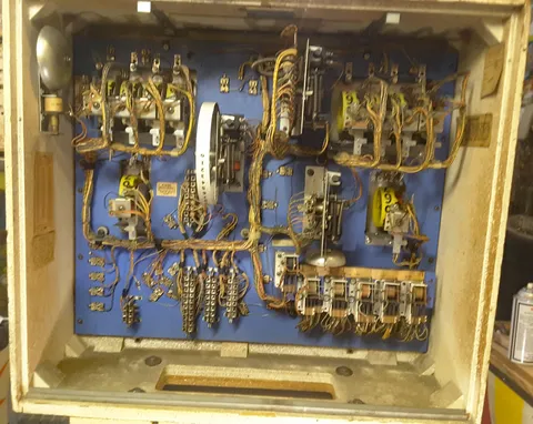 Early Production Inside Backbox*