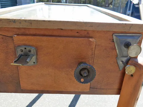 Cabinet - Front