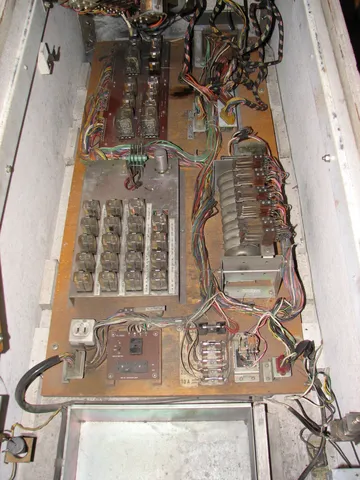 Inside Cabinet*