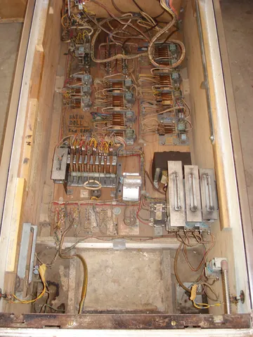 Engineering Prototype - Inside Cabinet