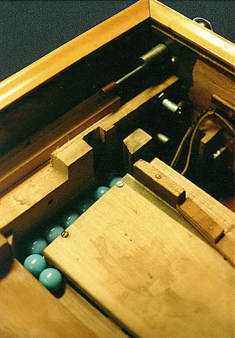 Ball lift