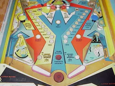 Later Production Lower Playfield*